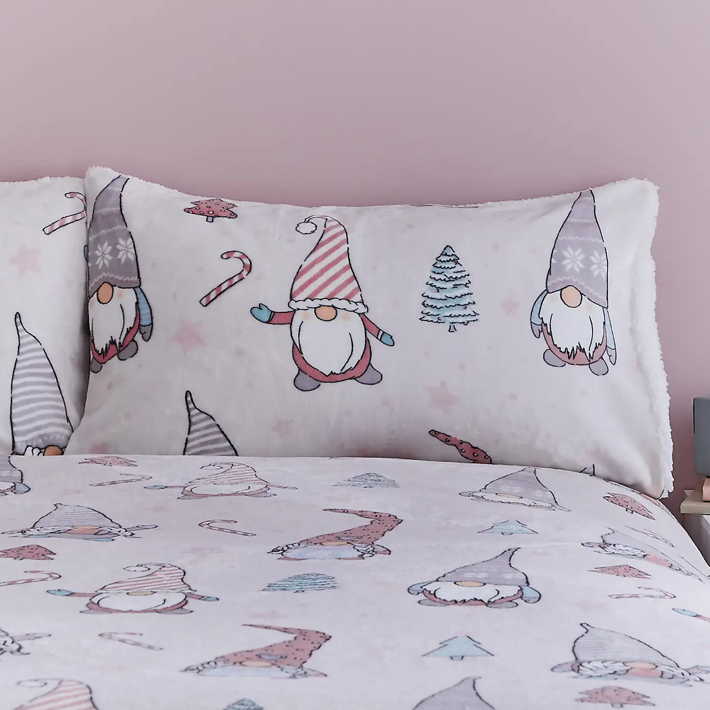 Catherine Lansfield Festive Gnomes Fleece Duvet Set