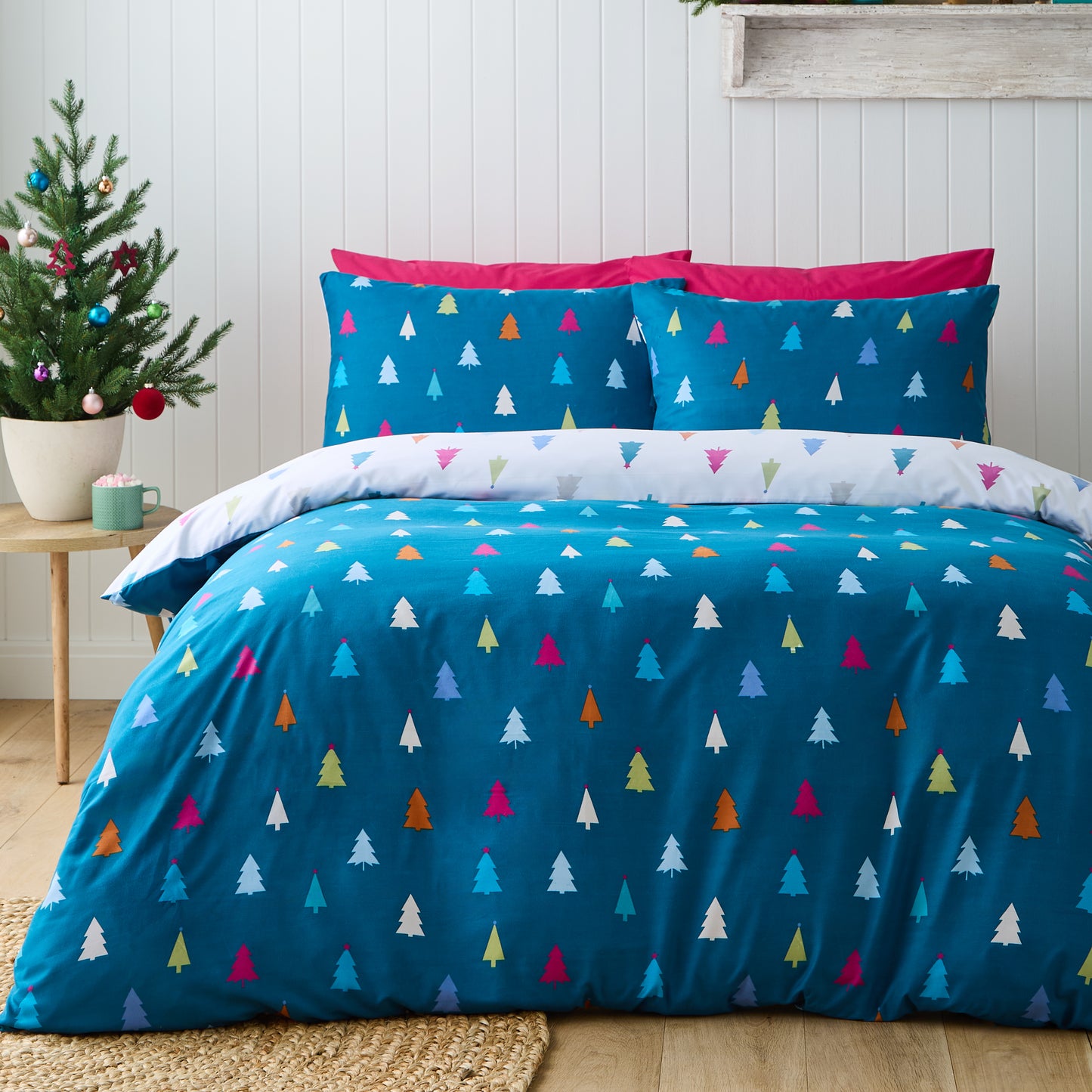 Catherine Lansfield Christmas Tree Duvet Set