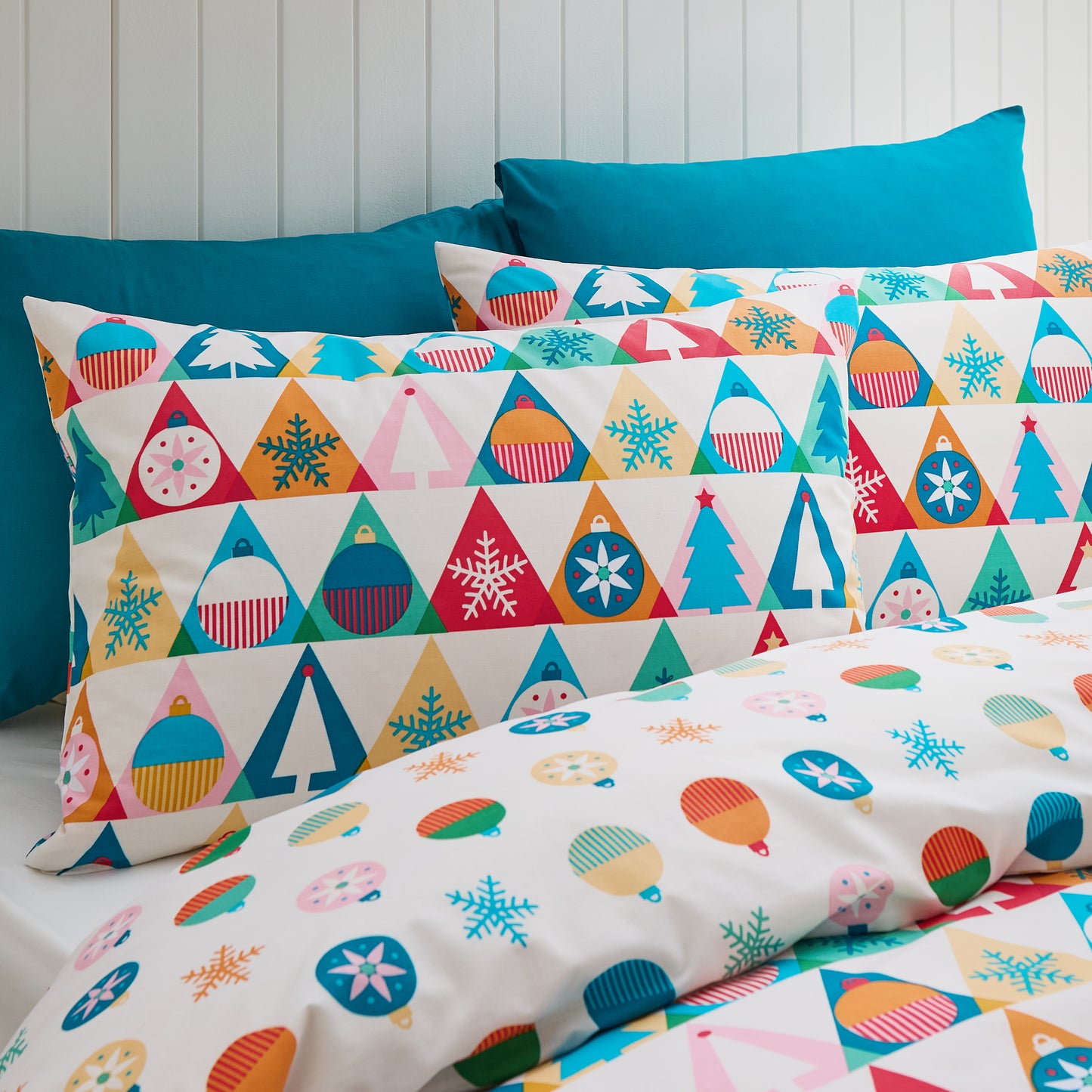 Catherine Lansfield Christmas Geo Duvet Set