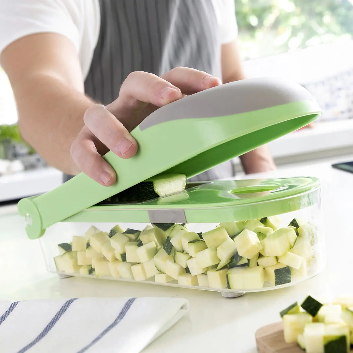 7 in 1 Vegetable Cutter - Grater